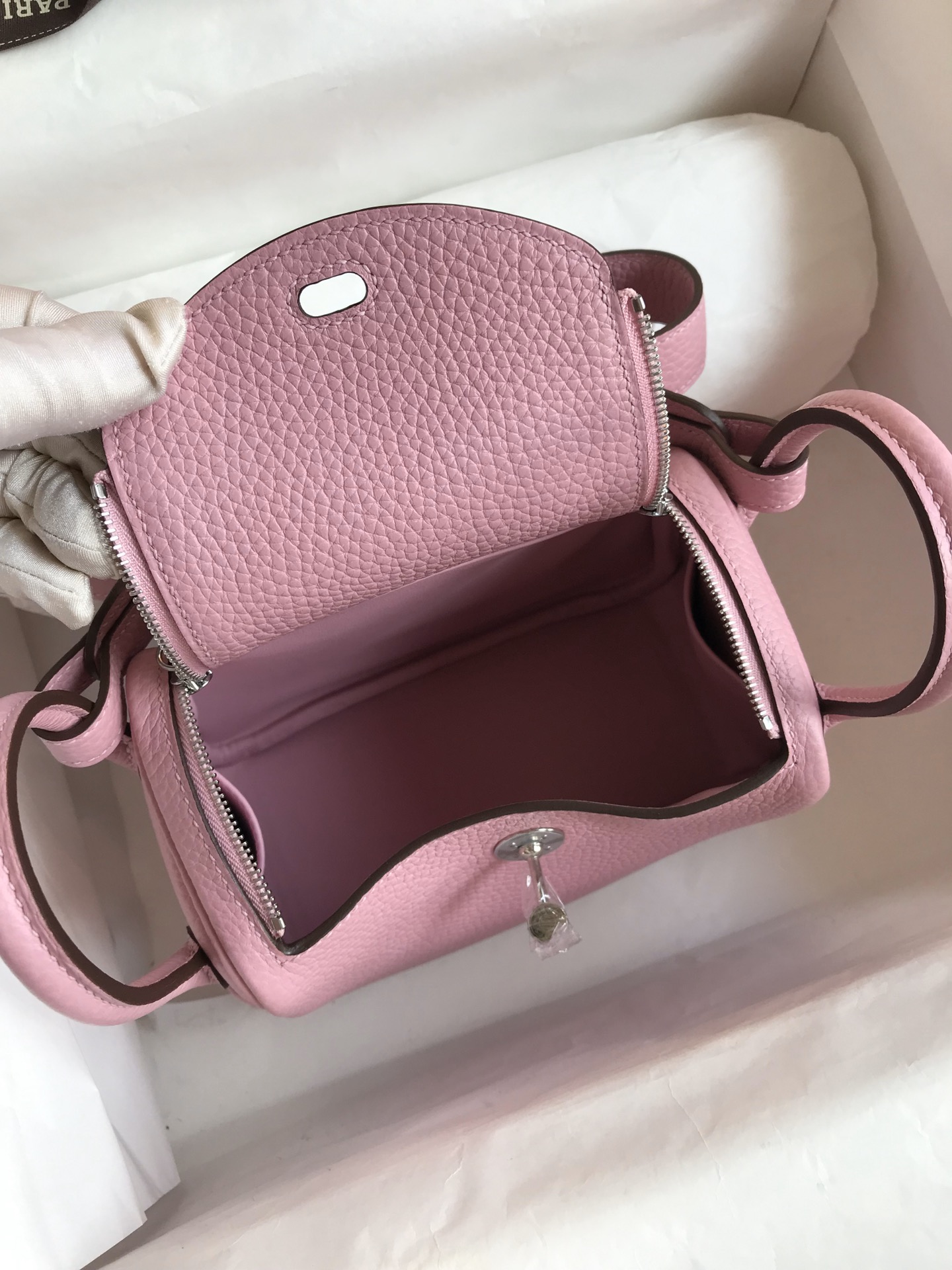 Hermes Mini Lindy 19cm Handbag Shoulder Bag In Mauve Sylvestre Clemence Leather